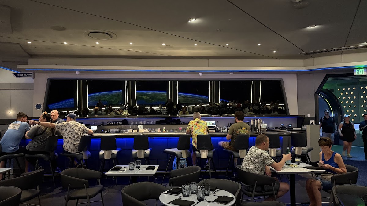 Space 220 Restaurant